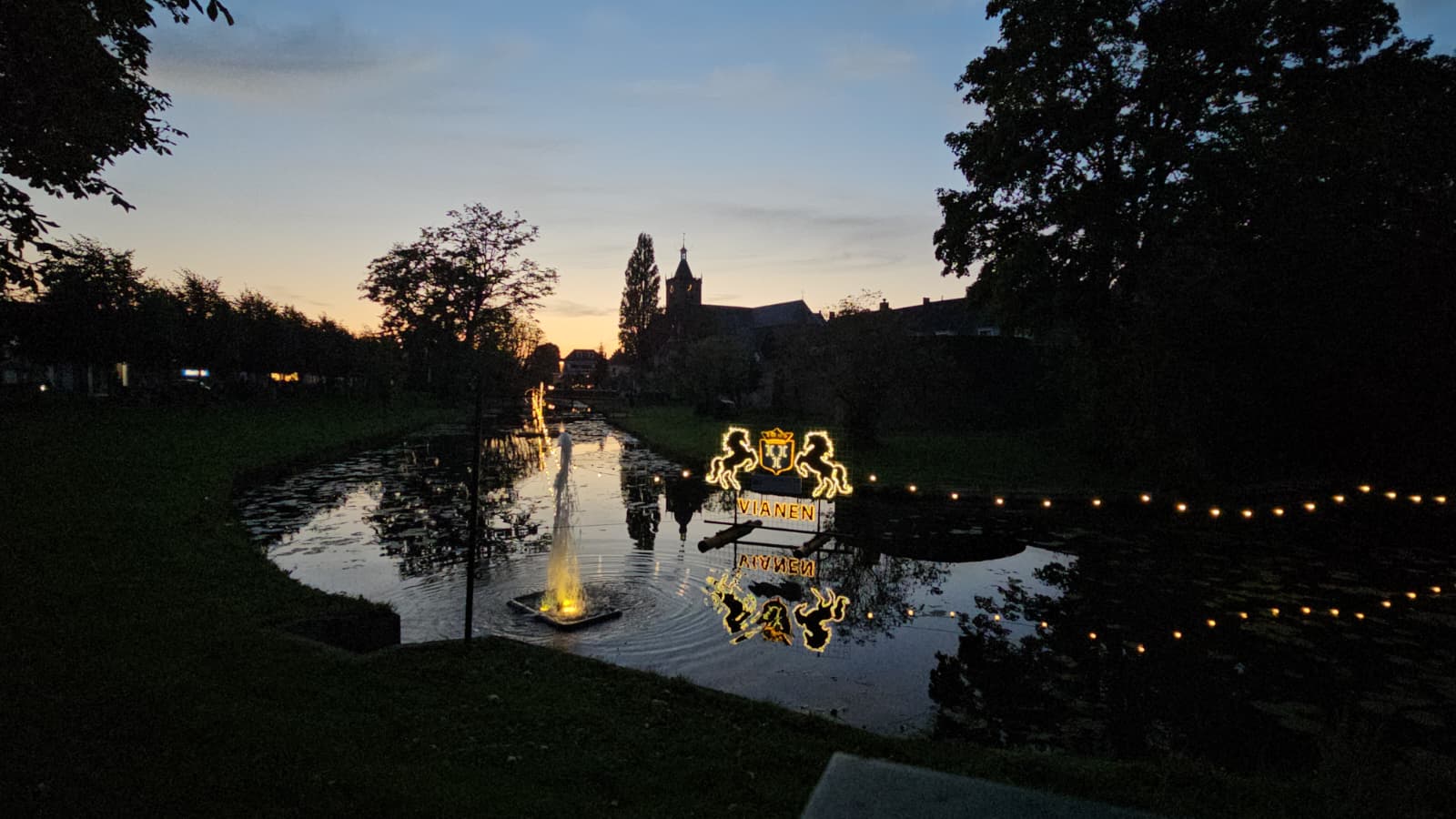 Lichtornamenten ontstoken